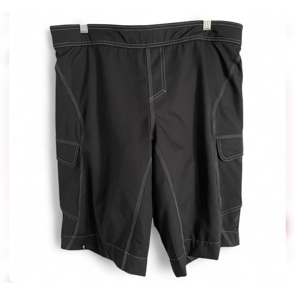 Specialized Men's XL Black Cargo Relaxed Fit Padded Bike Shorts